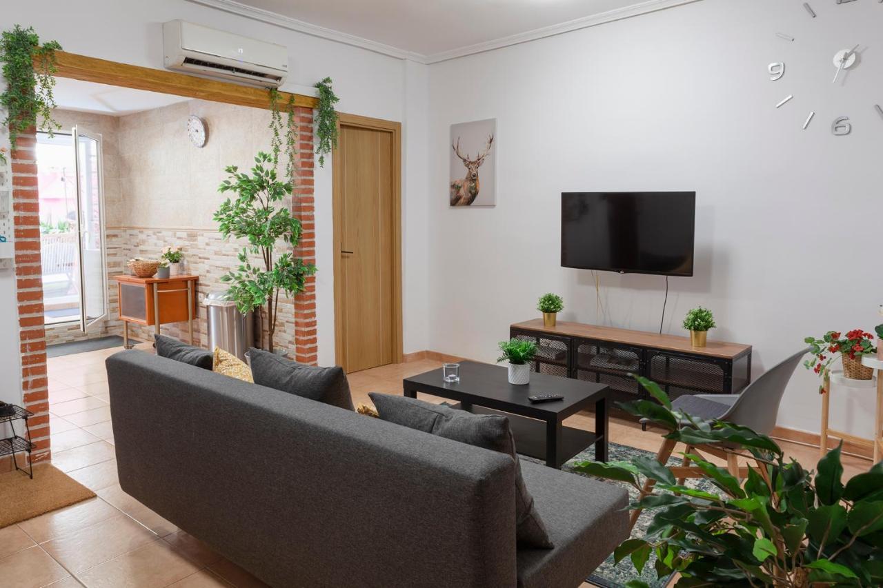 Luxury Artistic Digital Nomad 2 Bedroom W/Terrace Valencia Exterior photo